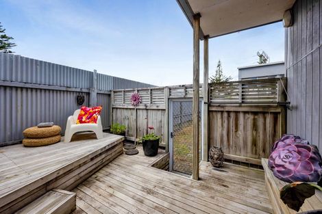 Photo of property in 14 West Quay, Waitara, 4320