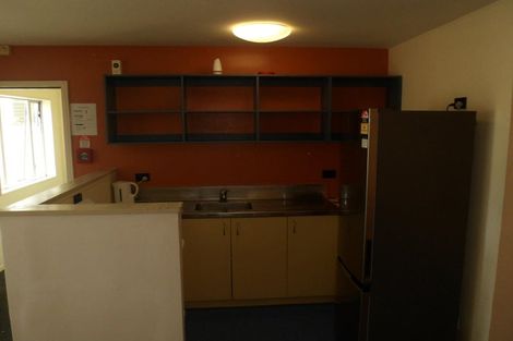 Photo of property in Basin Reserve Complex, 39/4 Sussex Street, Mount Cook, Wellington, 6021