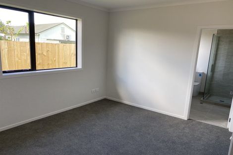 Photo of property in 27u2 Norman Street, Nawton, Hamilton, 3200