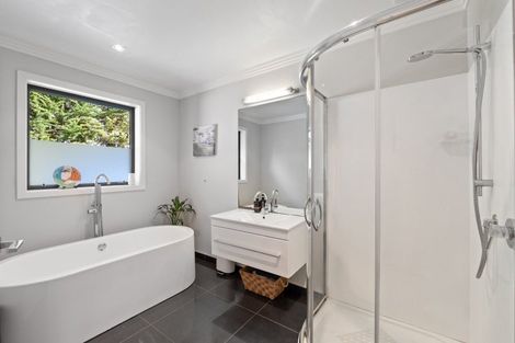 Photo of property in 40 Matua Grove, Otatara, Invercargill, 9879