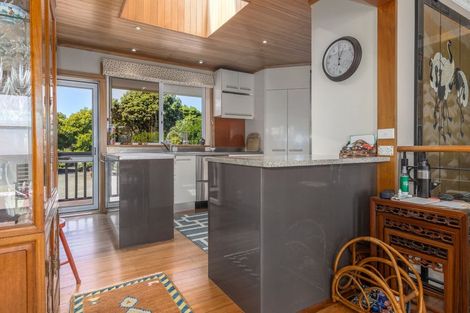 Photo of property in 24 Newry Road, Raumati Beach, Paraparaumu, 5032