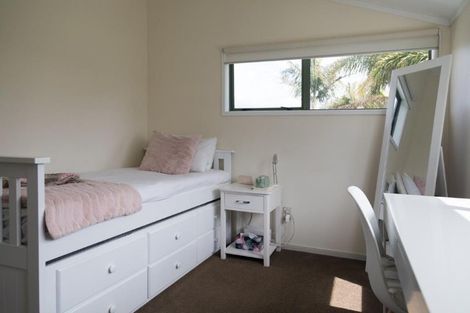 Photo of property in 630a Te Atatu Road, Te Atatu Peninsula, Auckland, 0610