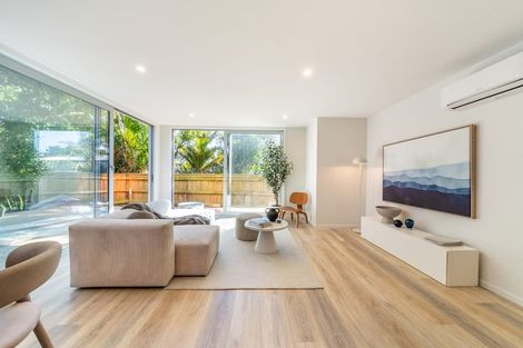 Photo of property in 6/1 Nikau Grove, Woburn, Lower Hutt, 5010