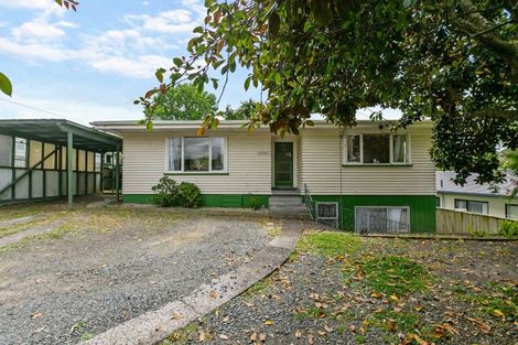 Photo of property in 132 Triangle Road, Massey, Auckland, 0614