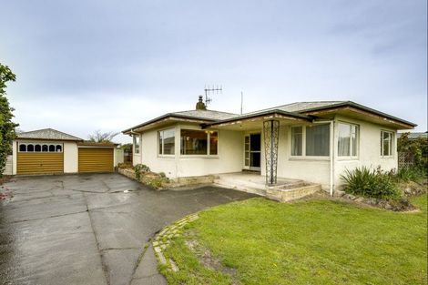 Photo of property in 1102 Heretaunga Street East, Parkvale, Hastings, 4122