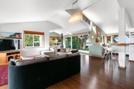 Photo of property in 18 Moana Drive, Tanners Point, Katikati, 3177