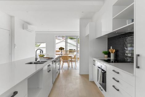 Photo of property in 25b Liffey Street, Island Bay, Wellington, 6023