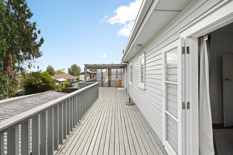 Photo of property in 36 Forest Lake Road, Forest Lake, Hamilton, 3200