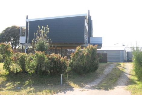 Photo of property in 227 Linton Crescent, Whangamata, 3620