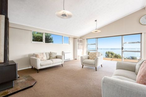 Photo of property in 30 Taupo Crescent, Plimmerton, Porirua, 5026