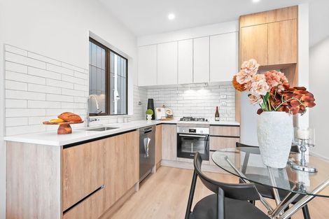 Photo of property in 10b Starling Place, Ranui, Auckland, 0612