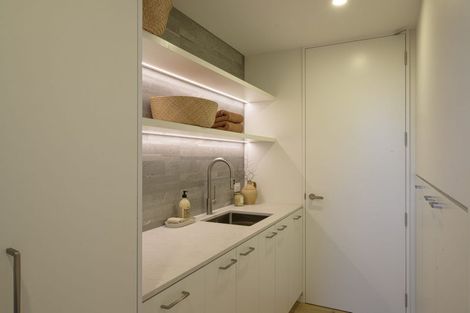 Photo of property in 30a Gracefield Avenue, Christchurch Central, Christchurch, 8013