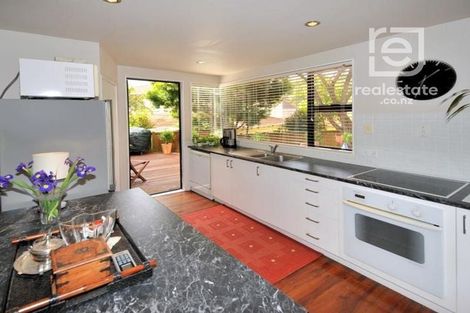 Photo of property in 2/30 Uppingham Crescent, Hillcrest, Auckland, 0627