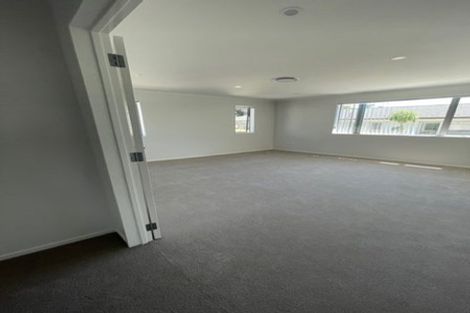 Photo of property in 30 Sorrel Crescent, Bucklands Beach, Auckland, 2012