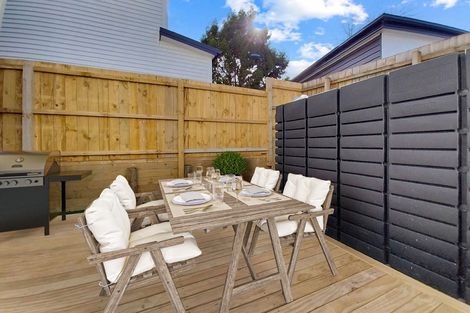 Photo of property in 15/116 Colwill Road, Massey, Auckland, 0614