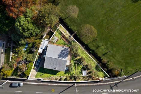 Photo of property in 2 Warburton Street, Karoro, Greymouth, 7805