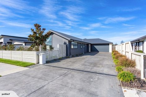 Photo of property in 43 Oakley Drive, Prebbleton, 7604