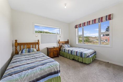 Photo of property in 100 Wingatui Road, Mosgiel, 9024