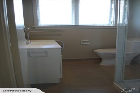 Photo of property in 3/69 Champion Street, Edgeware, Christchurch, 8013