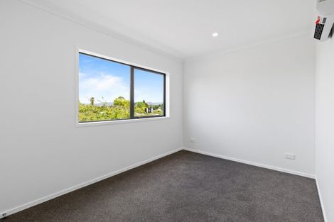 Photo of property in 500a Te Atatu Road, Te Atatu Peninsula, Auckland, 0610