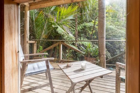 Photo of property in 54 Mahoe Road, Titirangi, Auckland, 0604