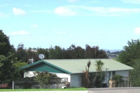 Photo of property in 45 Hobsonville Road, West Harbour, Auckland, 0618