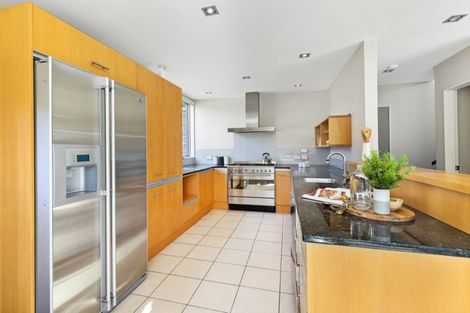 Photo of property in 32 Mantell Street, Seatoun, Wellington, 6022