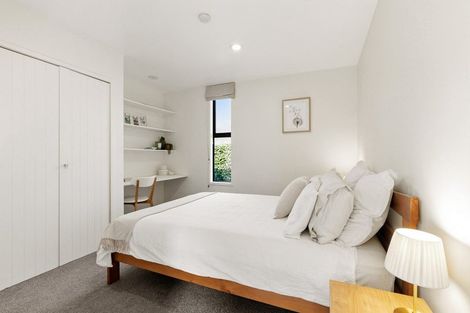 Photo of property in 2 Bridesdale Drive, Lake Hayes, Queenstown, 9304