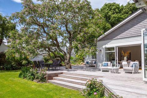 Photo of property in 16 Main Street, Greytown, 5712