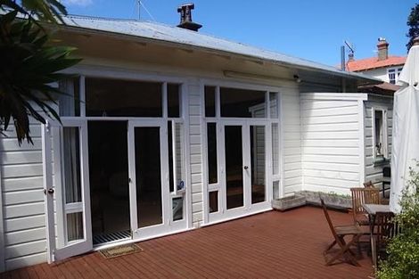 Photo of property in 35 Coolidge Street, Brooklyn, Wellington, 6021