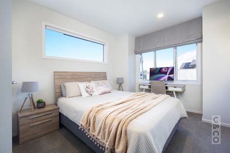 Photo of property in 11 Kahika Grove, Huapai, Kumeu, 0810