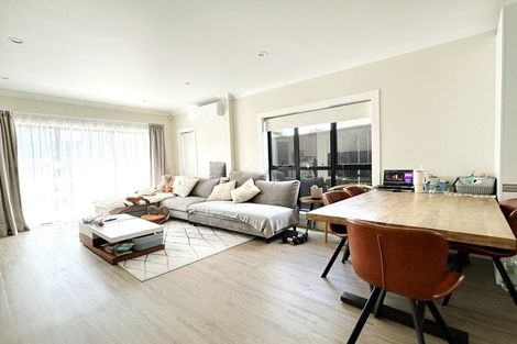 Photo of property in 38 Kervil Avenue, Te Atatu Peninsula, Auckland, 0610