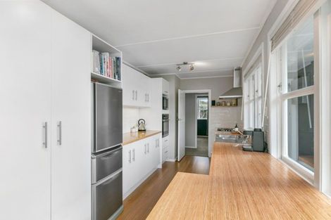 Photo of property in 64 Mark Avenue, Paparangi, Wellington, 6037