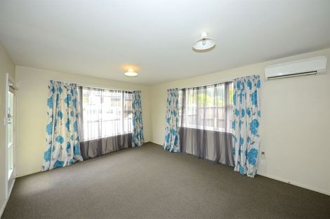Photo of property in 6 Clark Street, Sumner, Christchurch, 8081