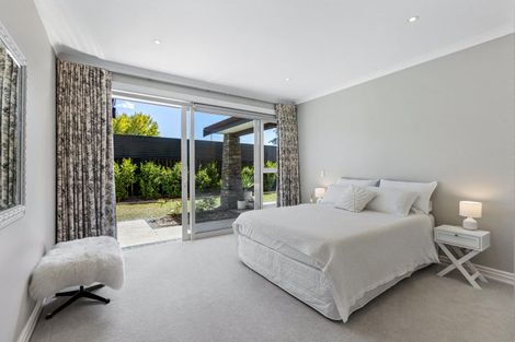 Photo of property in 8a Jelas Drive, Riverhead, Kumeu, 0892