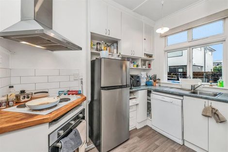 Photo of property in 48 Heywood Terrace, Richmond, Christchurch, 8013