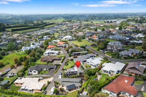 Photo of property in 37 Contour Avenue, Pyes Pa, Tauranga, 3112
