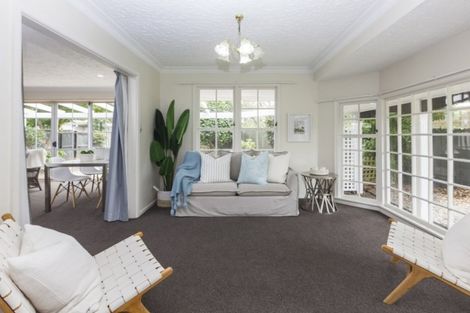 Photo of property in 24 Hillcrest Place, Avonhead, Christchurch, 8042