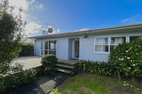 Photo of property in 1/41 Aeroview Drive, Beach Haven, Auckland, 0626
