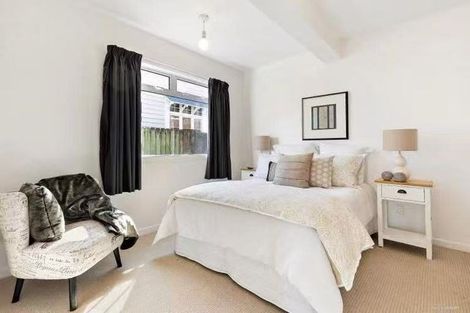 Photo of property in 12a Bayview Road, Bayview, Auckland, 0629