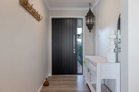 Photo of property in 33 Monarch Drive, Ashhurst, 4810