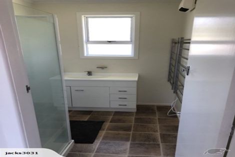 Photo of property in 2 Eton Place, Spotswood, New Plymouth, 4310