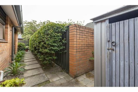 Photo of property in 35 Glenburn Place, Avonhead, Christchurch, 8042