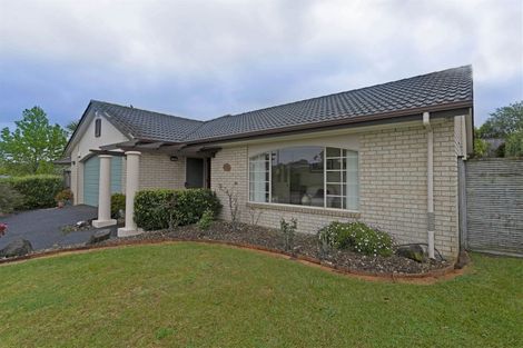 Photo of property in 26 Hillwell Drive, Henderson, Auckland, 0612