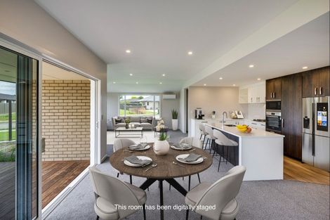 Photo of property in 98 Belgrove Drive, Waipukurau, 4200