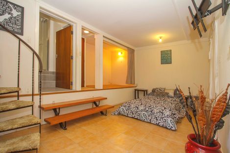 Photo of property in 19f1 Mcdowell Crescent, Hillcrest, Auckland, 0627