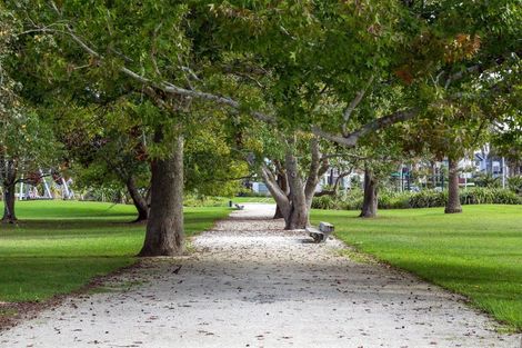 Photo of property in 402/160a Hobsonville Point Road, Hobsonville, Auckland, 0616