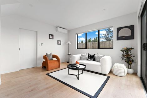 Photo of property in 22b Aorangi Place, Birkenhead, Auckland, 0626