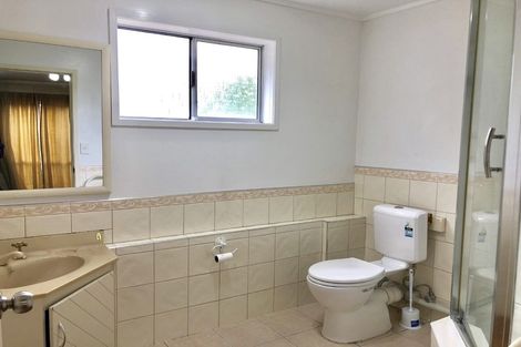 Photo of property in 36 Kurnell Drive, Botany Downs, Auckland, 2010