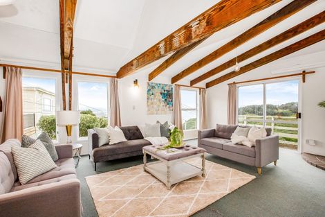 Photo of property in 26 Titiro Moana Road, Korokoro, Lower Hutt, 5012